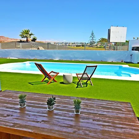 Milu Golf Luxury House Willa