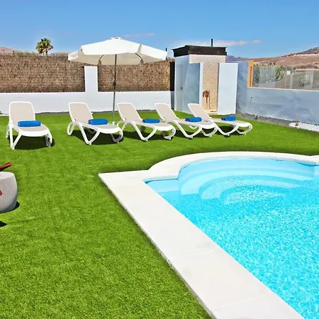 Milu Golf Luxury House Willa *